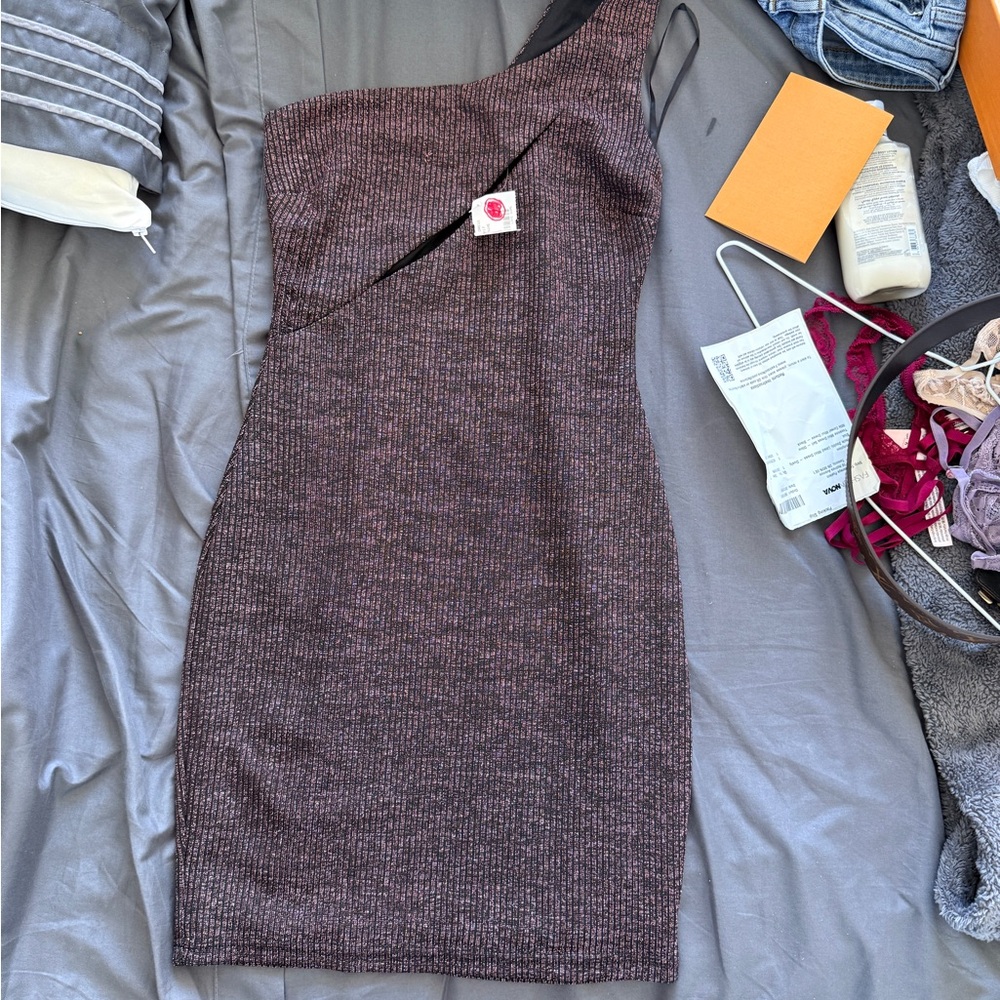 Chic One-Shoulder Mini Dress in Black and Brown